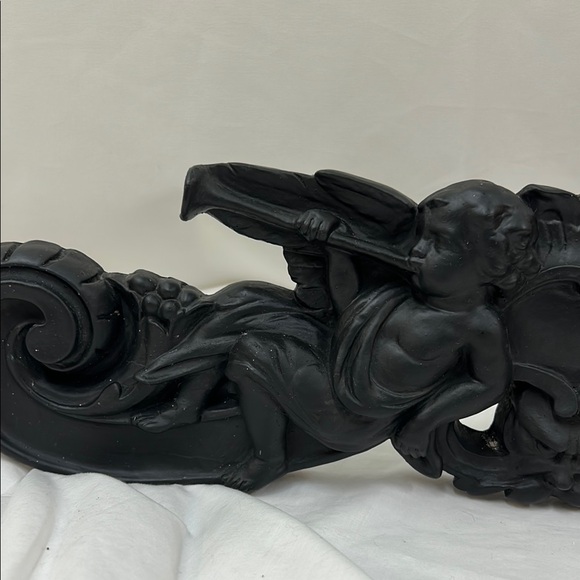 Vintage Plaster Black Decorative Cherubs Angels with Gargoyle Wall Hanging - Picture 4 of 13